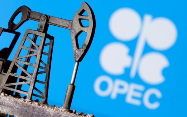 دبیرکل اوپک: به تنظیم عرضه نفت به بازار ادامه می دهیم