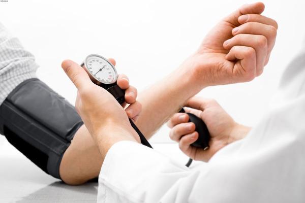 برترین و بدترین زمان برای مقدار گیری فشار خون چه زمانی است؟