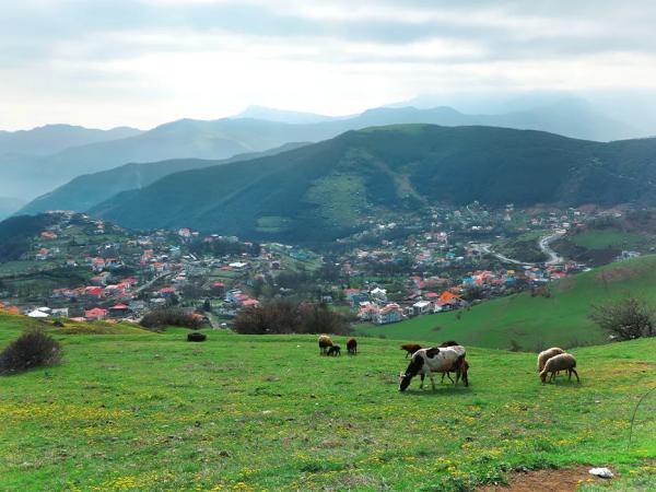 روستای چه جا ، ییلاقی در میان آسمان گلستان